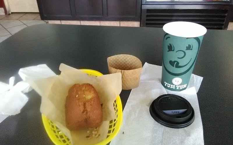 Yum Yum Donuts