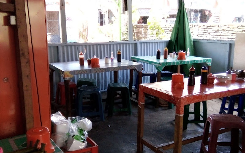 Warung Tenda Biru