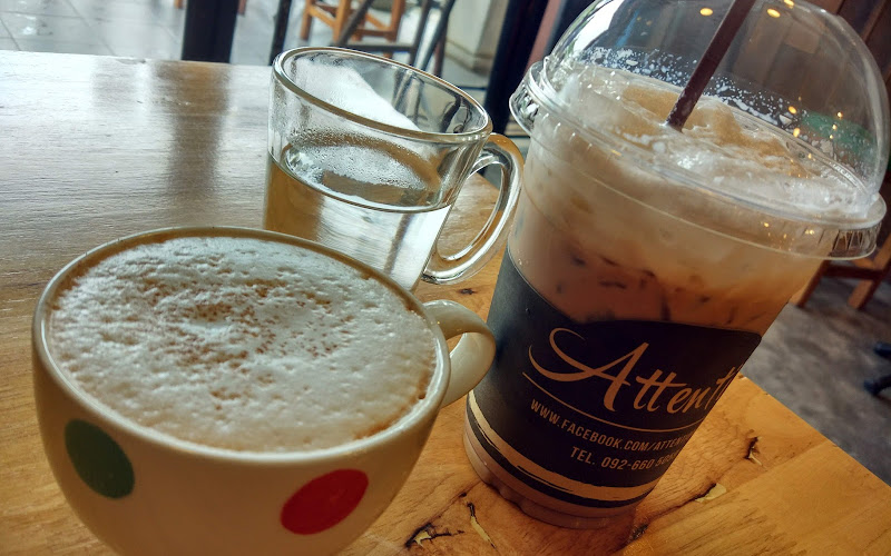 アテンション カフェ