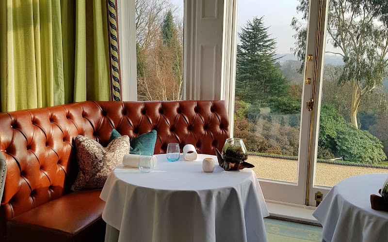 Restaurant Interlude