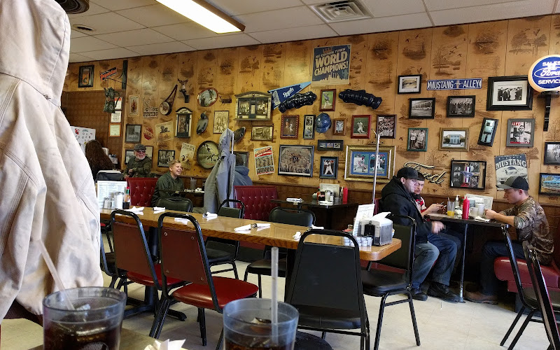 Ma & Pa's Kettle Restaurant