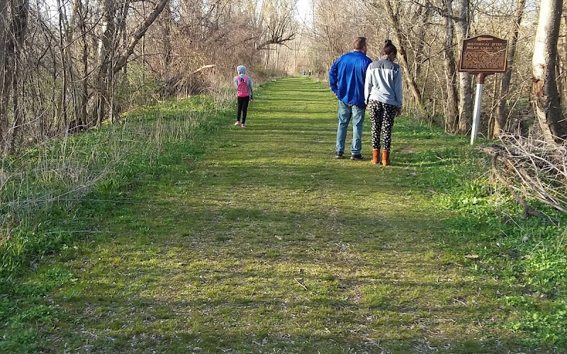 밀란 토우패쓰 MetroPark