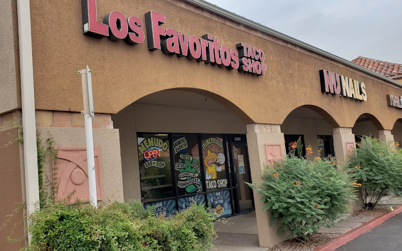 Los Favoritos Taco Shop