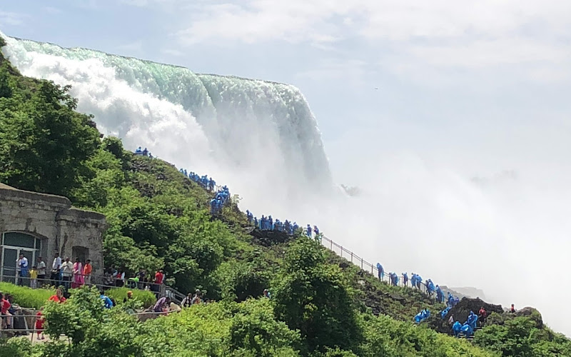 Niagara Falls Fireworks Displays