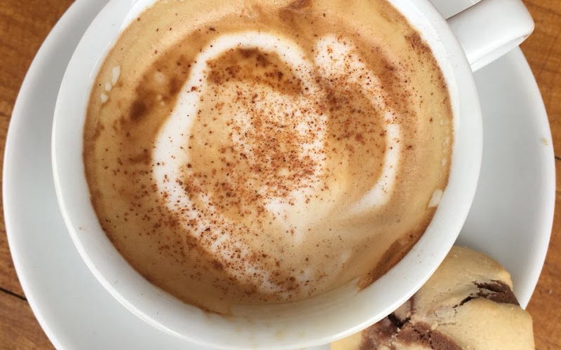 Παραδοσιακός φούρνος & καφέ Ανεμόμυλος - traditional bakery & coffee