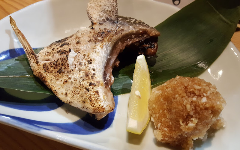 ダイニング善貴