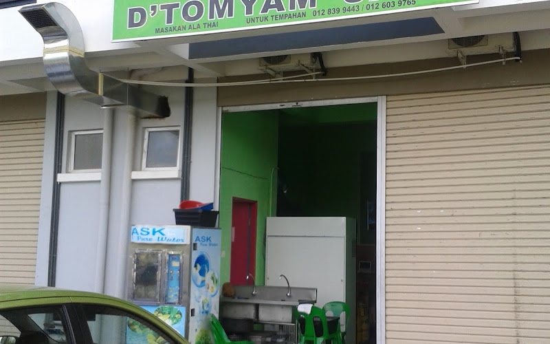 D'Tomyam Cafe