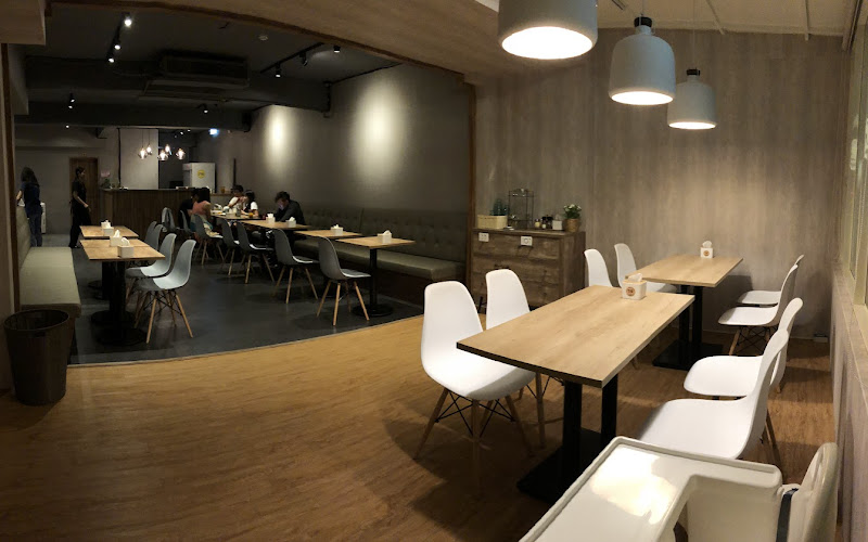 Miss Cabbage Italian Restaurant