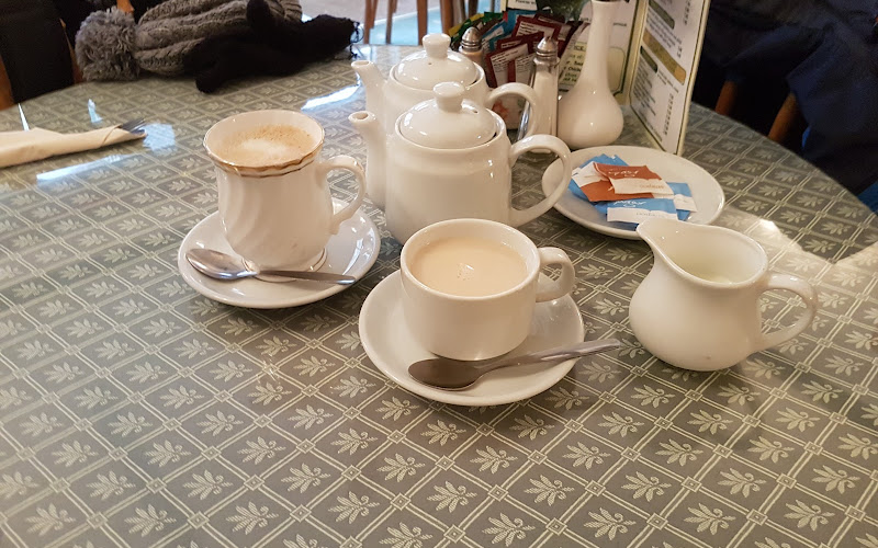 The Pines Coffee Lounge & Diner