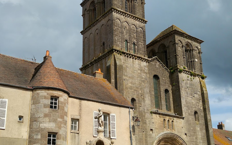Basilique Saint-Andoche de Saulieu
