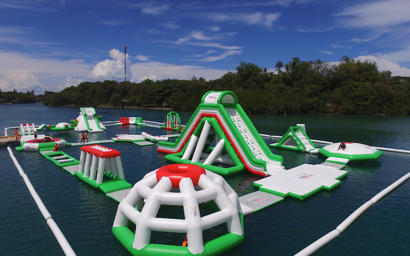 AquaQuattro Inflatable Water Park By AquaPolis