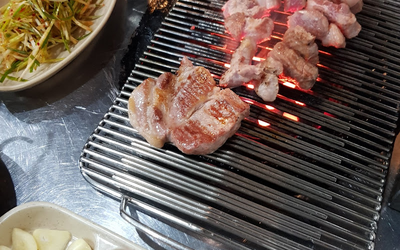 불타는돼지