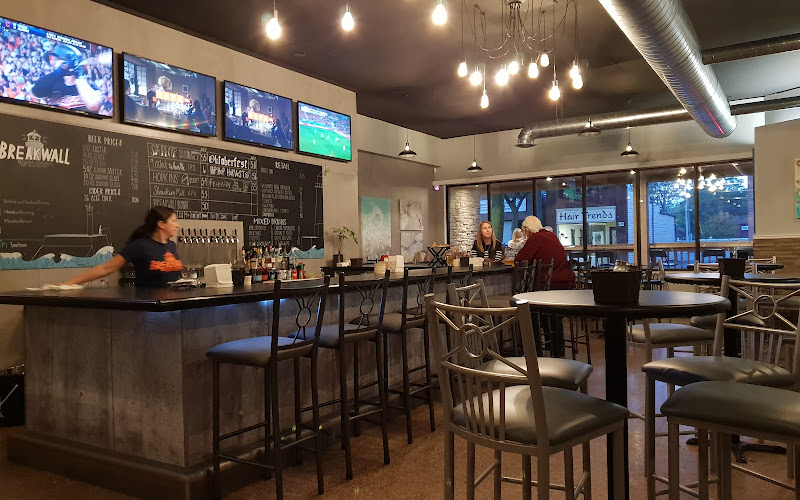 Breakwall Brewing Company