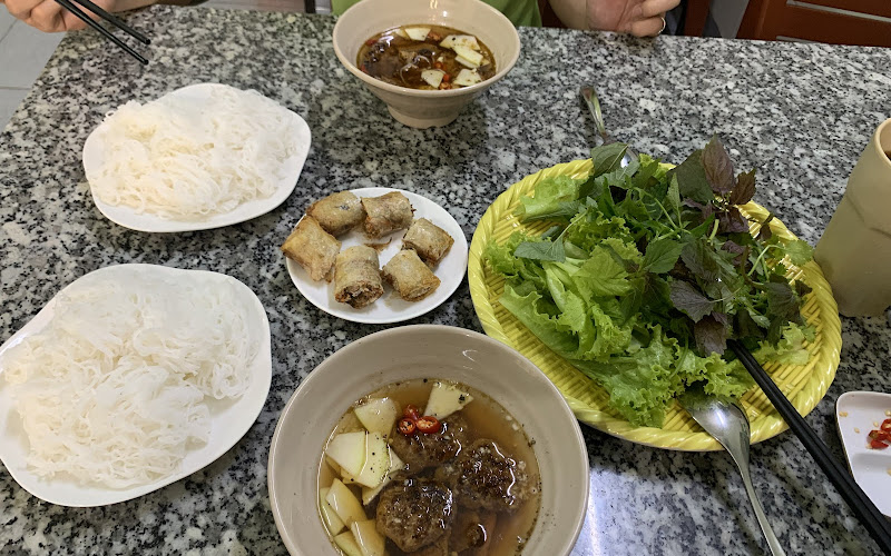 BÚN CHẢ HÀ NỘI - BÚN CÁ RÔ ĐỒNG.
