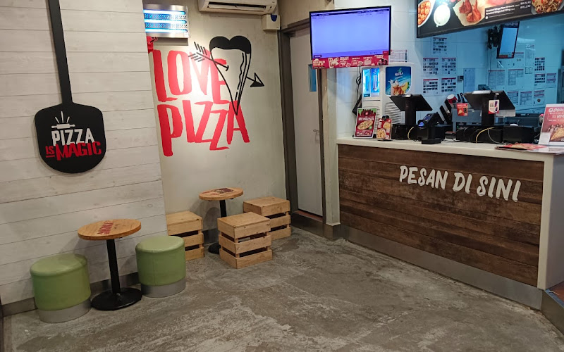 Pizza Hut Delivery Teluk Kemang