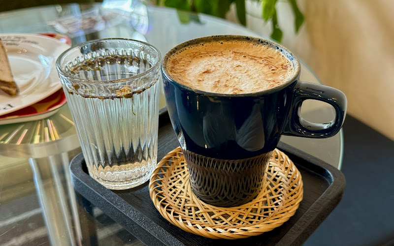 HOME. COFFEE AND MORE