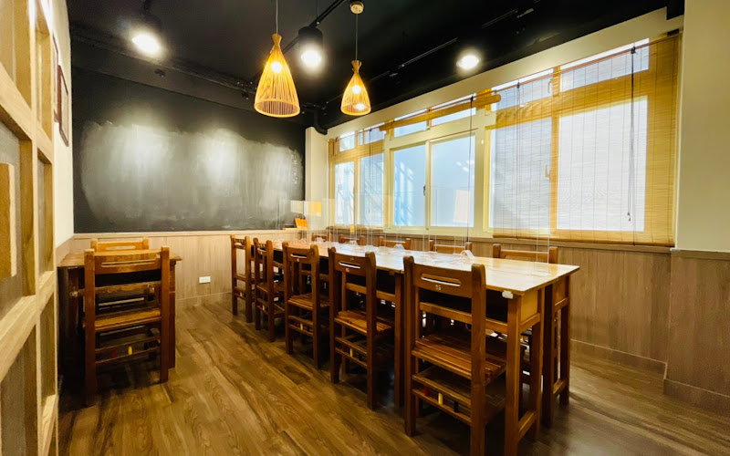 小船故事館Ｉ桌遊咖啡廳（桌遊教學、獨立包廂、辦公空間）