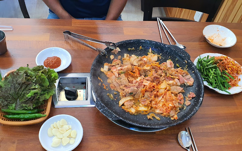 용인돼지불백