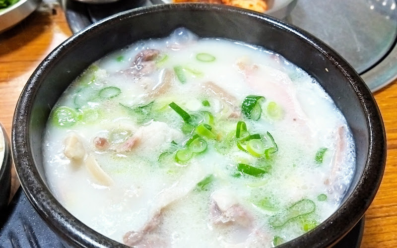 맛있는순대국