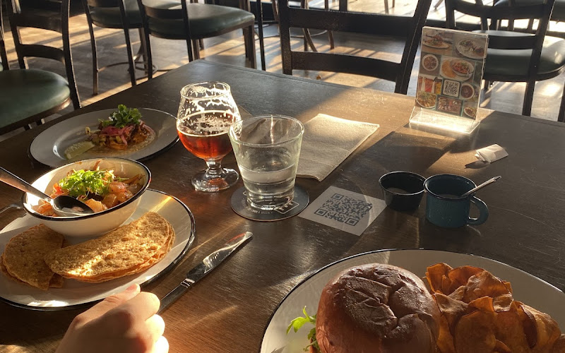 Brewjeria Taproom & Kitchen
