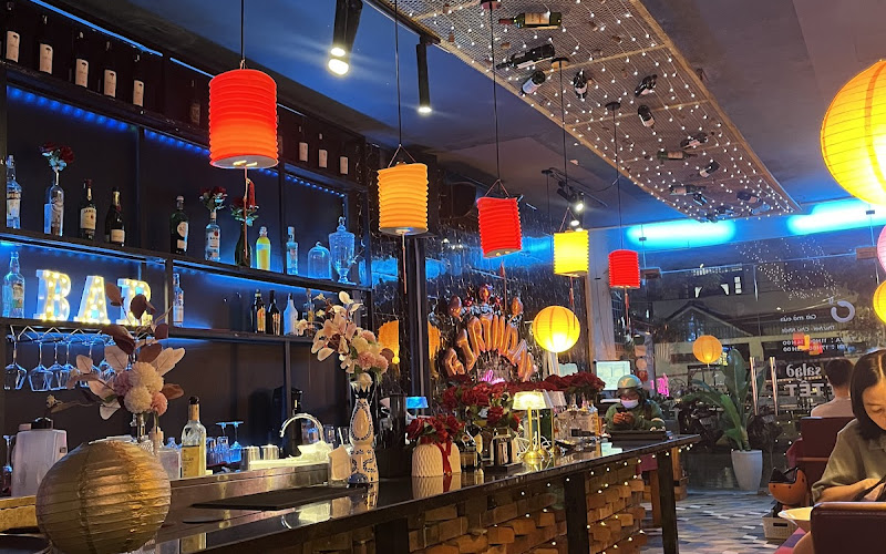 Ơ BISTRO BÌNH THẠNH - Steakhouse, Pasta & Bar