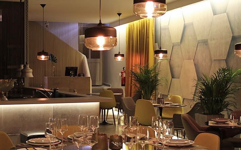 Restaurante Pigs and Cows