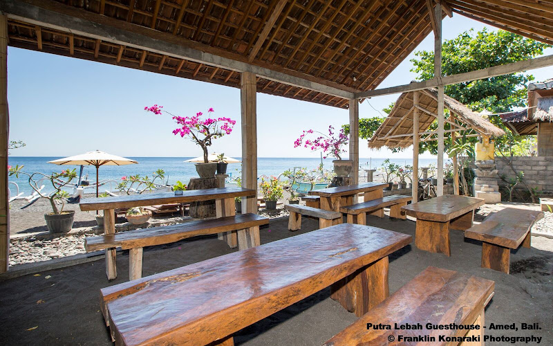 Warung Lebah Sea View