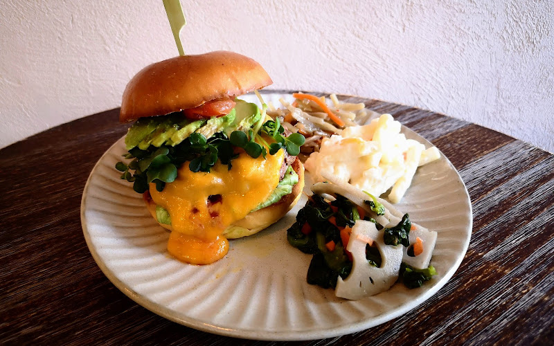 KAKUMEI Burger&Café