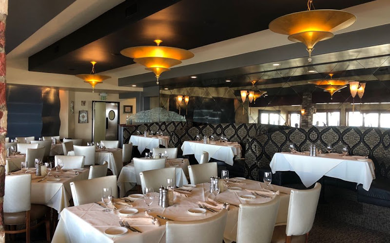 Vigilucci's Seafood & Steakhouse