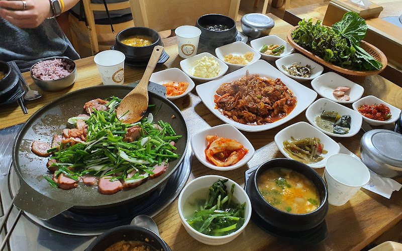 천수만 우렁쌈밥