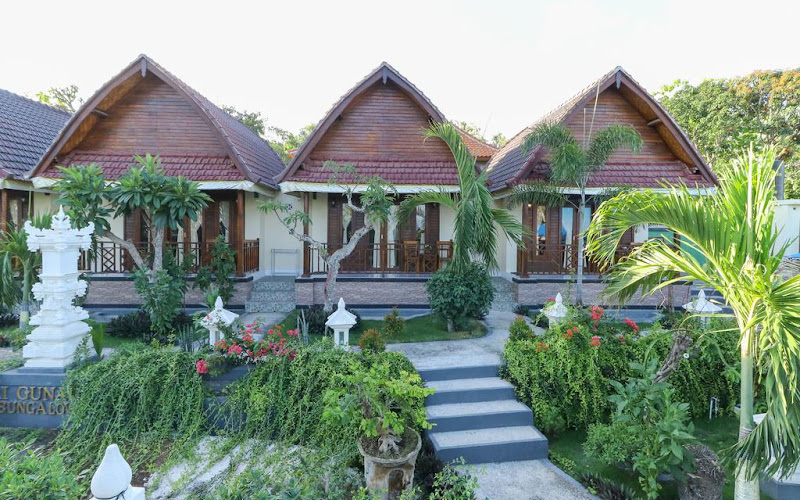 Sri Gunadi Bungalow and Resto