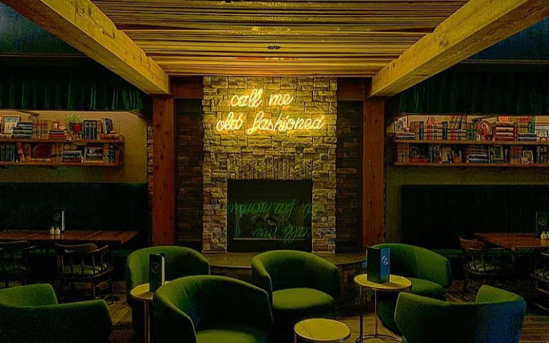 The Hamilton Supperette & Lounge