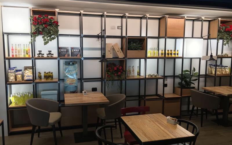 Caruggio Eat & Shop