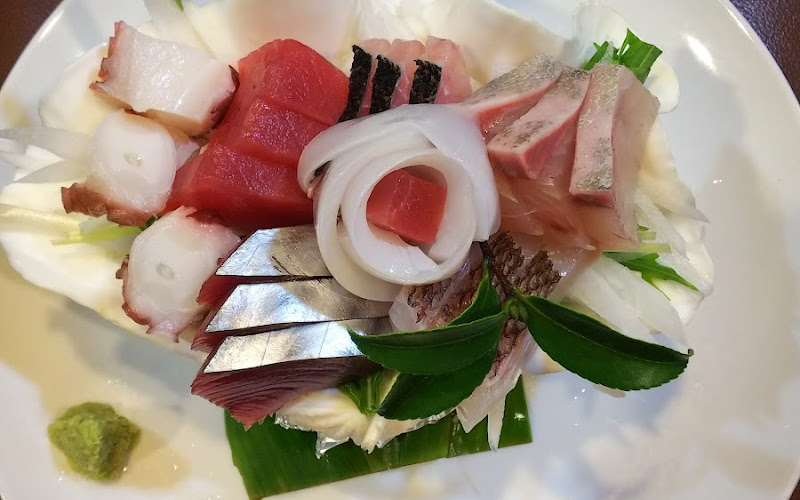 屋久島の焼酎や食べ物が沢山ある酒菜屋たぬき