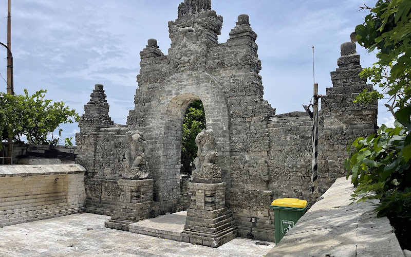 Pura Puncak Karang Boma