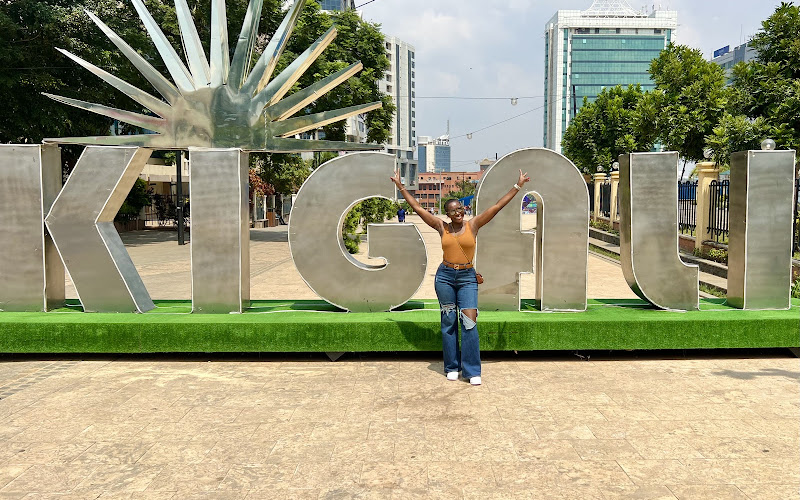 Universal Ventures -Gorilla trekking Rwanda-wildlife safari Rwanda-visit Rwanda.