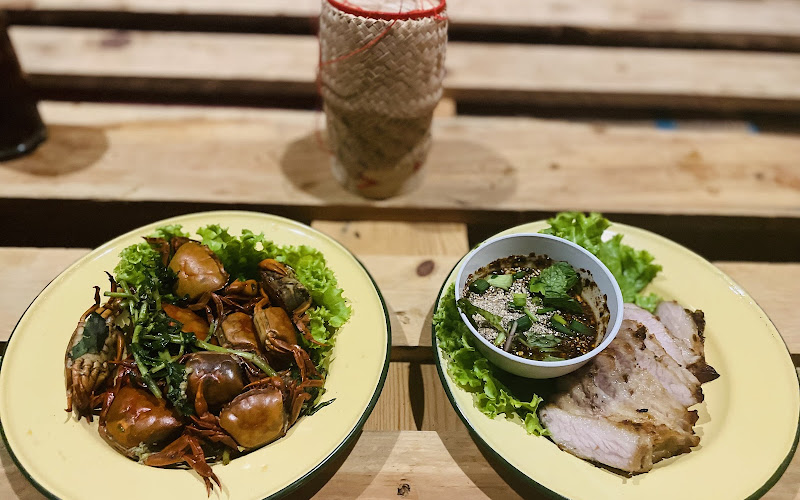 แซ่บซาว - อาหารอีสาน