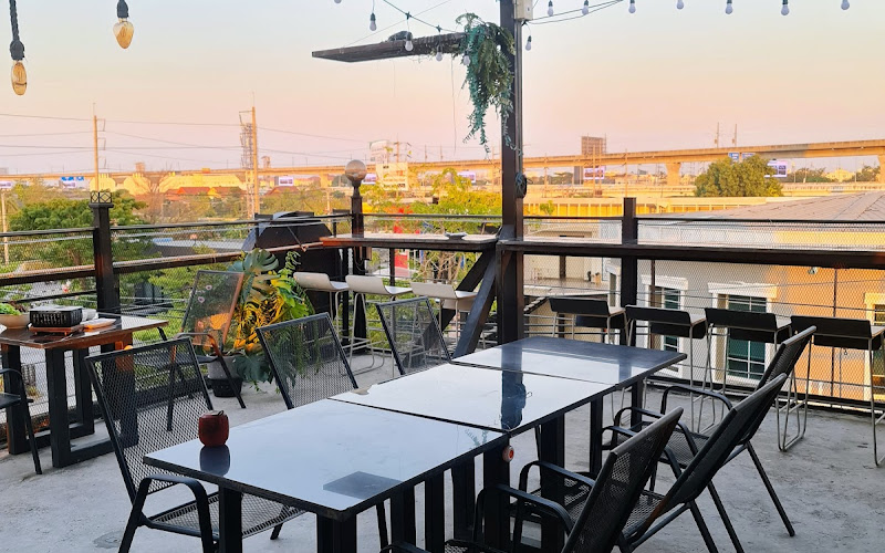 Beyond Beef & Bar rooftop airport ( やきにく ) (烤牛肉) Restaurant