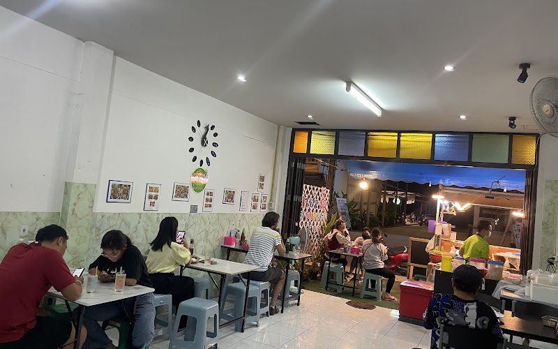 Kotook Tum Yam Zeed - Thai Food /โก๋ตุ๊ก ตำ ยำ ซี้ด By แซ่บยกครก