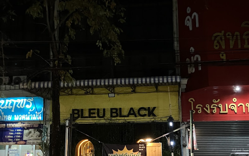 bleublackbar