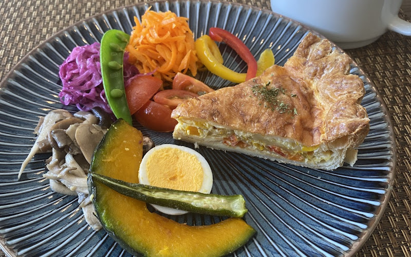 369 Salon & Cafe