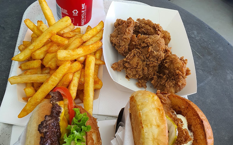 College Dropout Burgers (Ivanhoe)