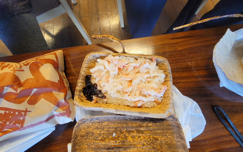 海鮮工房 はしだて物産 松葉蟹直売・かに飯・かに寿司・焼鯖寿司