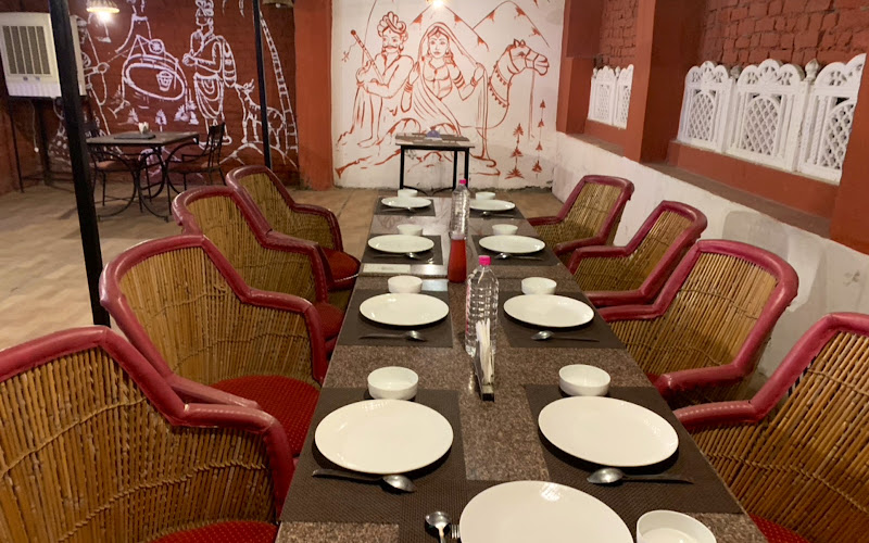 Krystal’s RoadHouse Family Garden Restaurant & Cafe