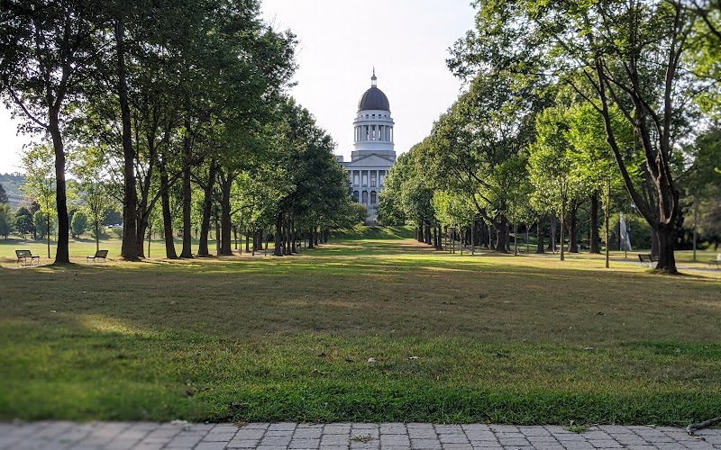 캐피톨 공원