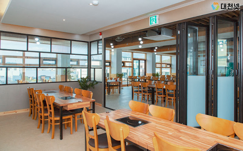 대천항 해저터널횟집