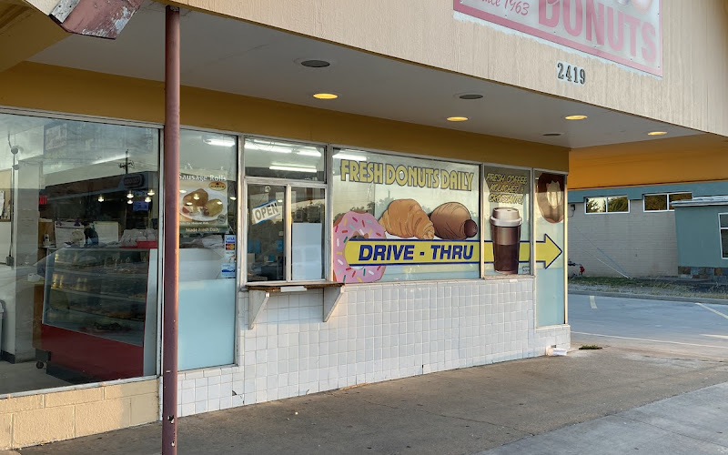 Wright Donuts