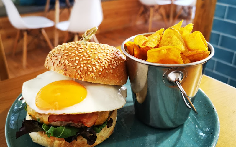 Avocado Coffee & Healthy Food
