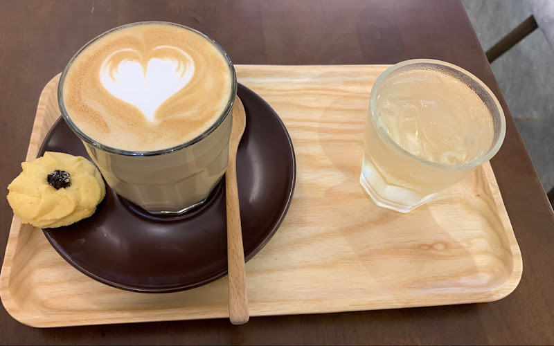 Lunar Beans Coffee and Tea