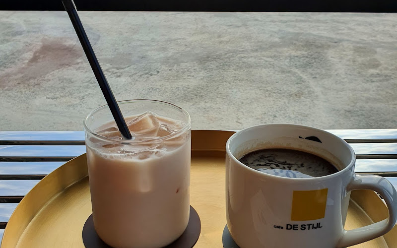 Cafe De Stijl